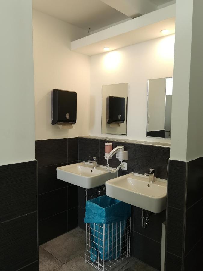 המבורג Mac City Hostel מראה חיצוני תמונה